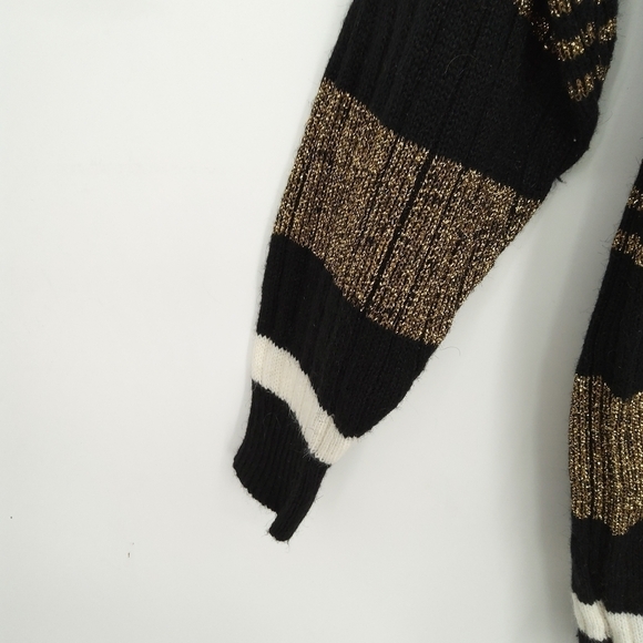 CRISTINA'S VINTAGE GOLD GLITTER RIBBED SWEATER SIZE SMALL - Picture 5 of 7